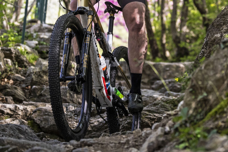 First Rides: A Stiffer FOX 32 Step Cast XC Fork Feels Light, Fast & Capable for just 100mm