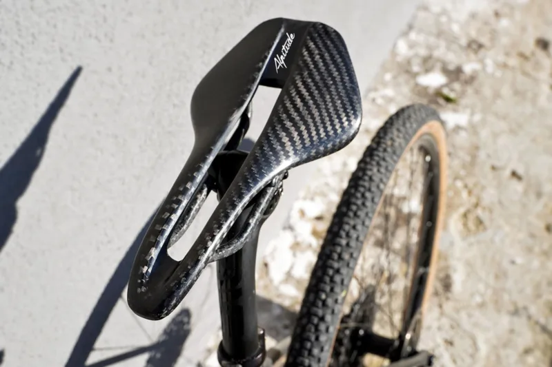 Alpitude Navene Ultralight Carbon Short-Fit Saddle for XC & Gravel Weighs Just 72g!