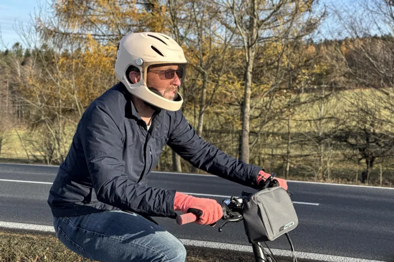 The Beam Virgo Integral Helmet Gives eBike & Commuters Extra Full-Face Protection: Review